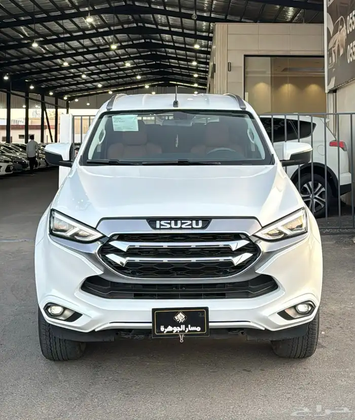 جيب ايسوزو MUX 2023 ( فل كامل ) بدون دبل - عداد 49 الف فقط 0