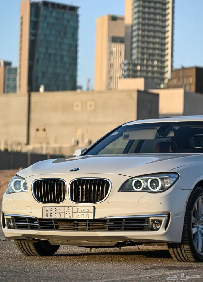 بي ام دبليو 740Li 16