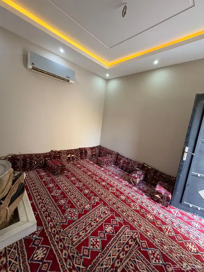 دور للايجار حي احد 20