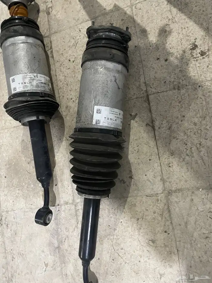 قطع غيار تسلا بجميع فئاتها 18