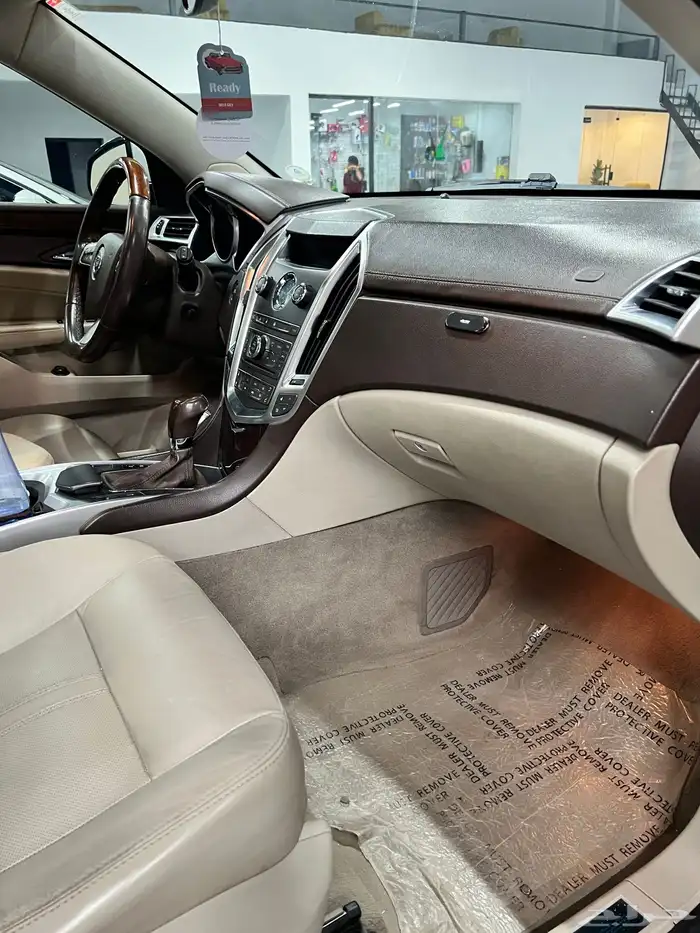 كاديلاك 2011 SRX فل كامل مخزن 14