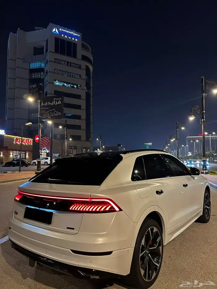 اودي Q8 Premium Black Edition 3