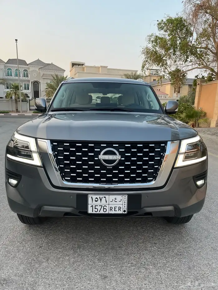 للبيع نيسان باترول SE2 2023 V6 7