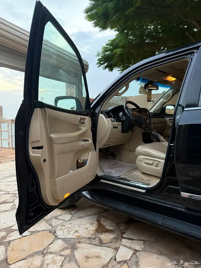 جيب لكزس LX570 بريمي 11