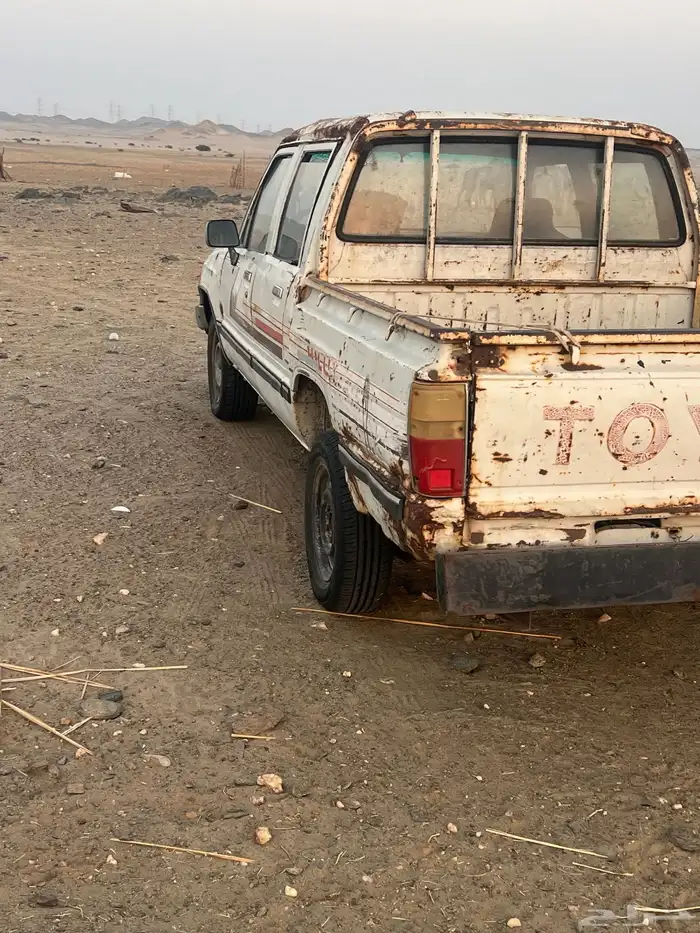 هايلوكس مديل 86 مسقطة مسقطة مسقطة ا 0