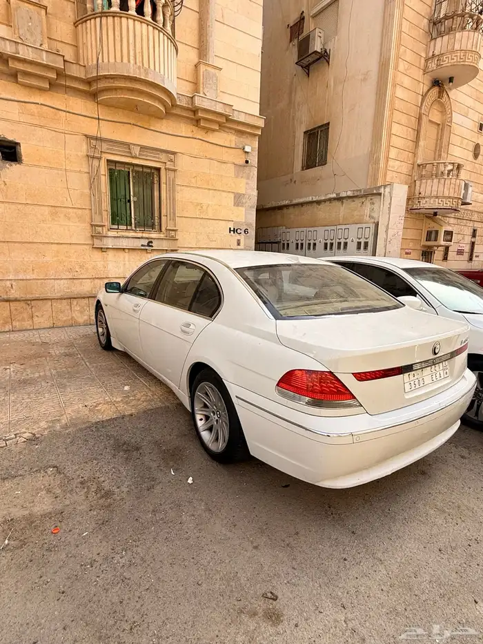 بي ام الفئة السابعة 2003 1