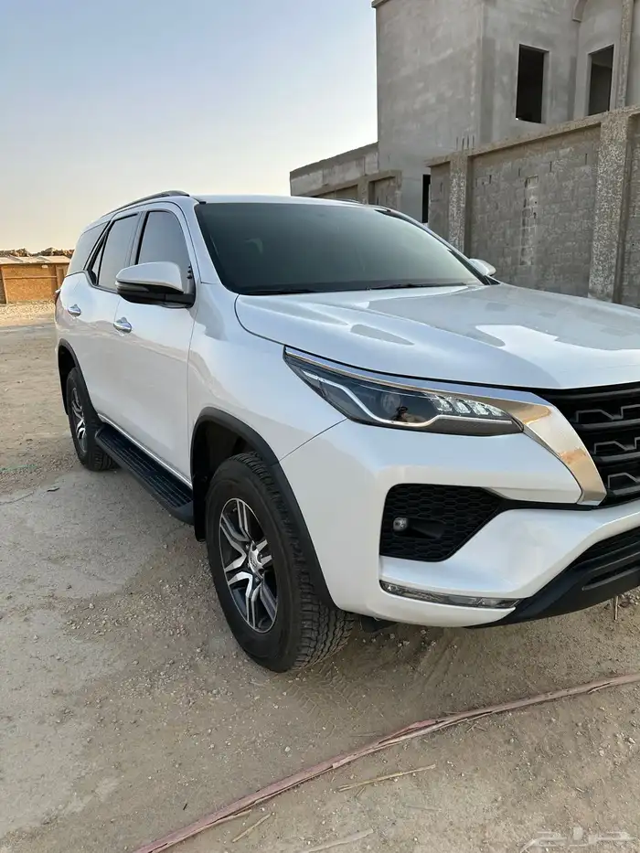 فورتشنر 2024 VX6 بنزين 1