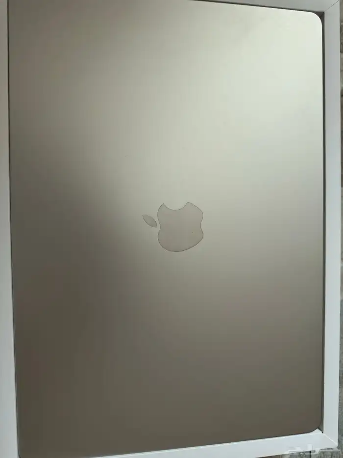 ماك بوك اير m2 0