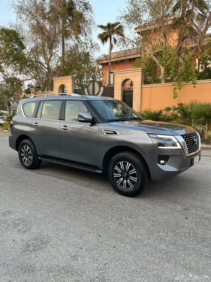 للبيع نيسان باترول SE2 2023 V6 3