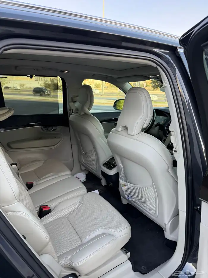 فولفو xc90 موديل 2019 للبيع 4