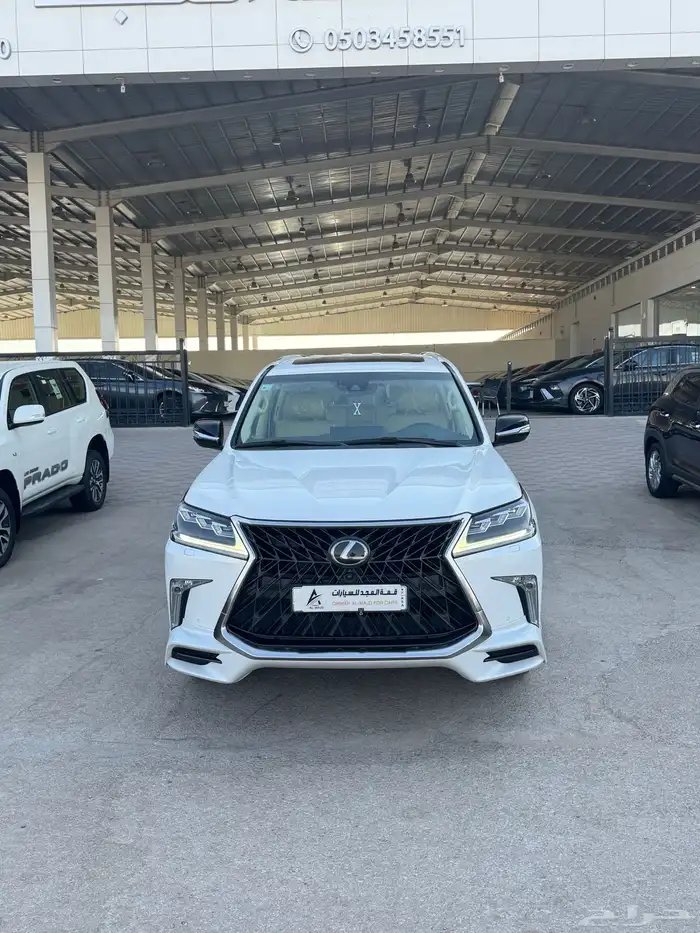 للبيع لكزس 2019 LX570 - بحالة الوكاله 0