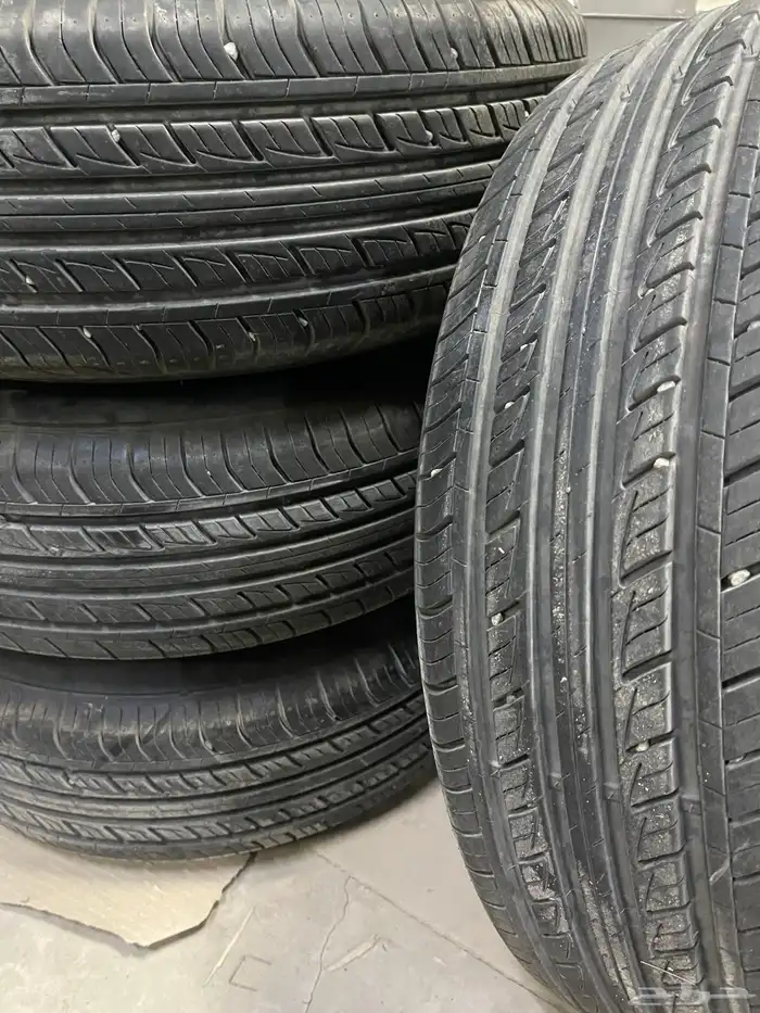 كفرات خط هانكوك جديدة استخدام 5 شهور مع جنوط مرسيدس 1