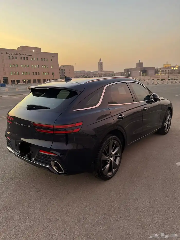 جنسس GV70 2023 4
