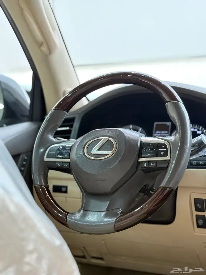 لكزس - 2018 - LX570 - فل كامل 19