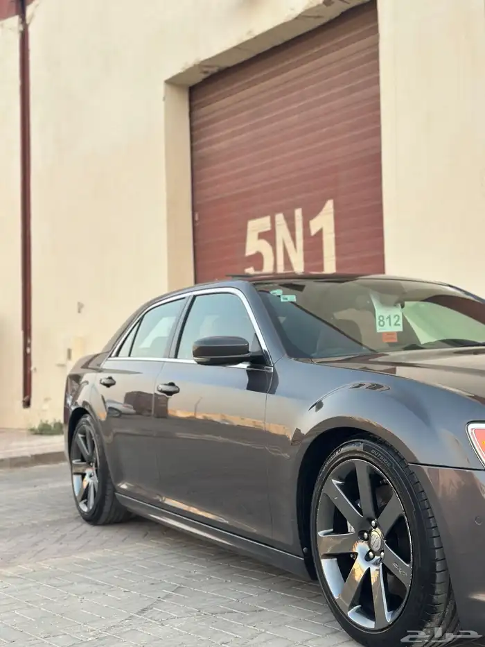 كرايسلر SRT بلاك ايدشن 2014 17