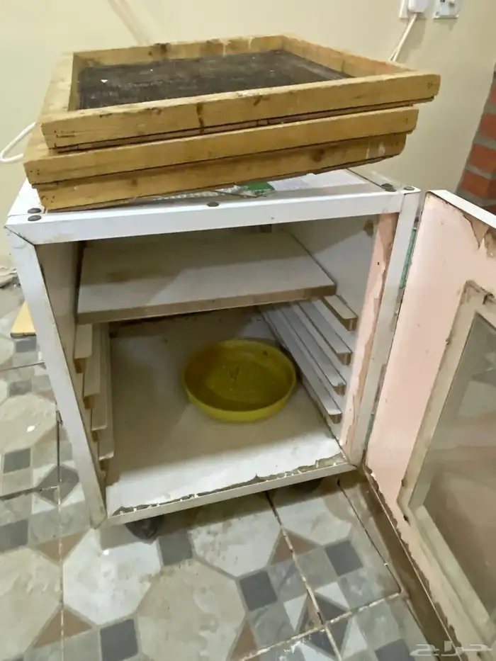 فقاسه يدويه 1