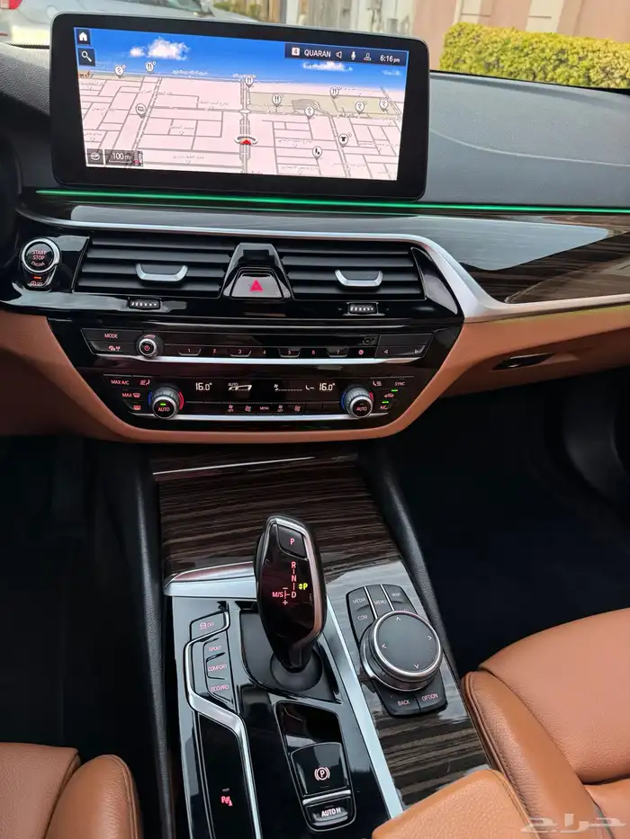 BMW 520i موديل2023 19