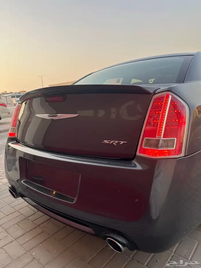 كرايسلر SRT بلاك ايدشن 2014 35