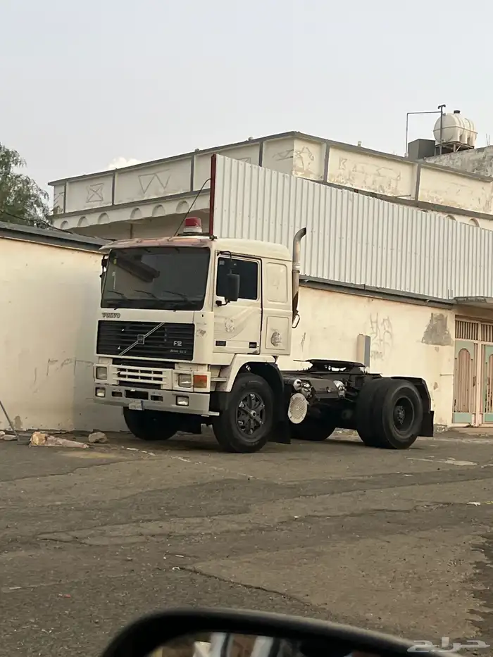 راس فولفو F12الزاهد 1