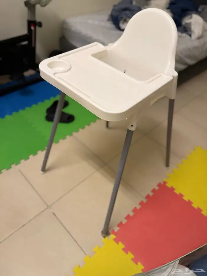 مكنسه بانسونيك 2200 وات وكرسى طعام اطفال 1