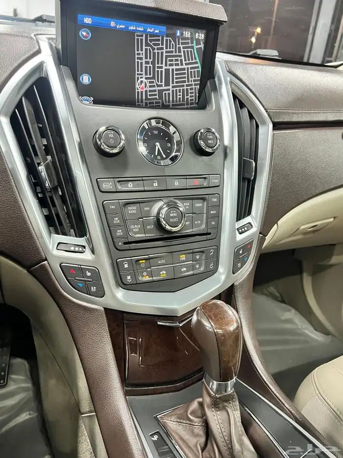كاديلاك 2011 SRX فل كامل مخزن 34
