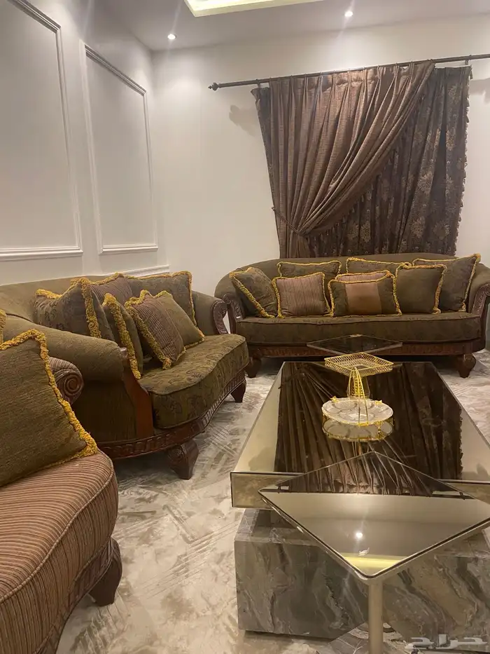 طقم كنب اخو الجديد للبيع من مفروشات العمر استخدامو جدا بسيط 1