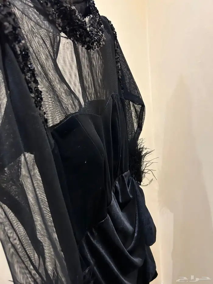 فستاتين للبيع اغلبها جديده 2