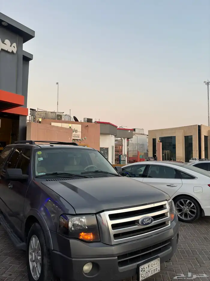 للبيع فورد اكسبيدشن 2