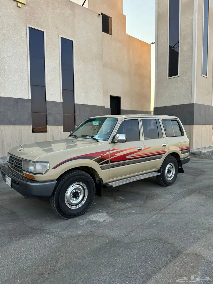 جيب لاندكروزر 97 0