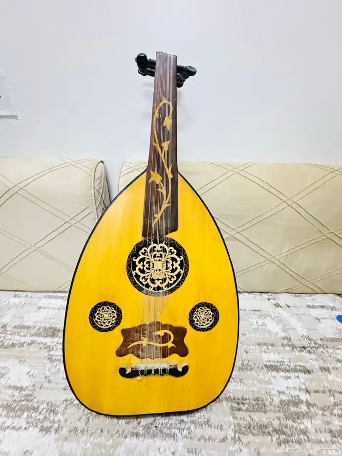 اله عزف عود للبيع لاعلا سعر 0
