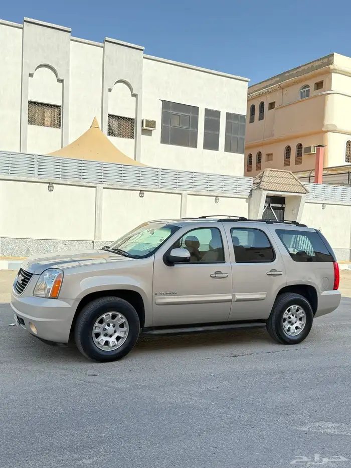 يوكن 2008 نظيف 0