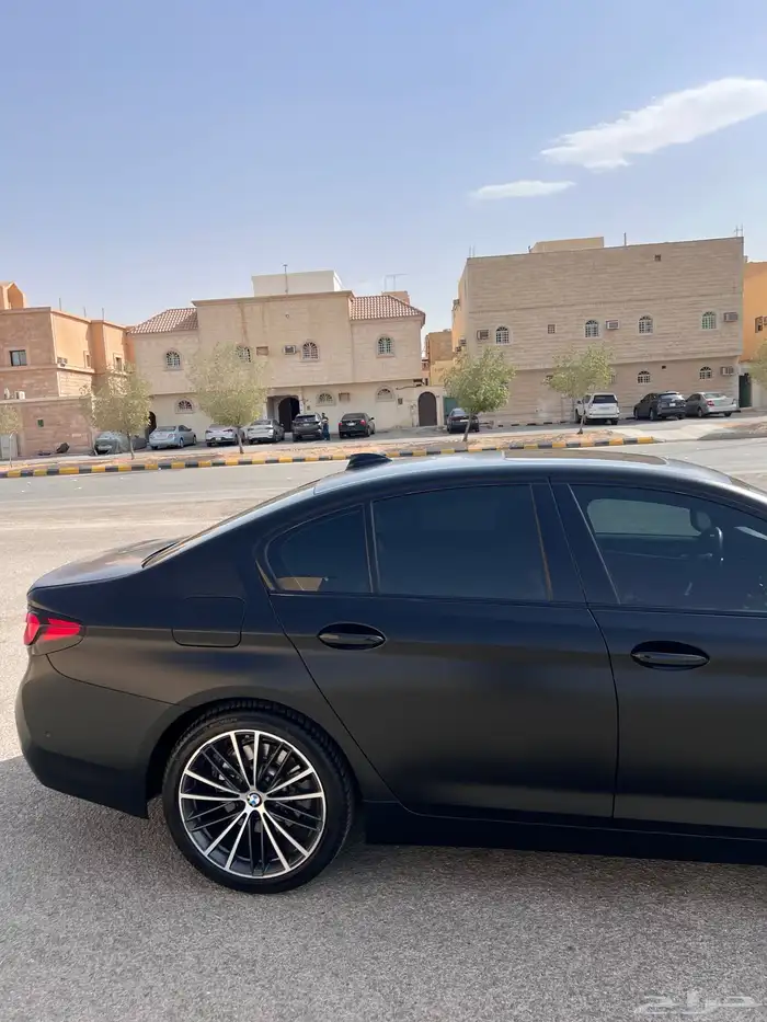 بي ام دبليو الفئة الخامسة 6
