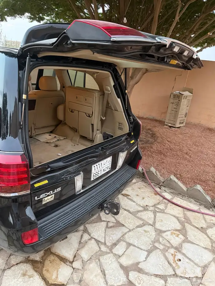 جيب لكزس LX570 بريمي 28