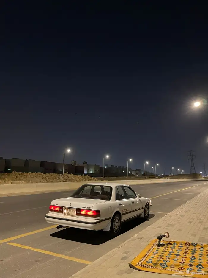كرسيدا عليها محرك 2jz 5