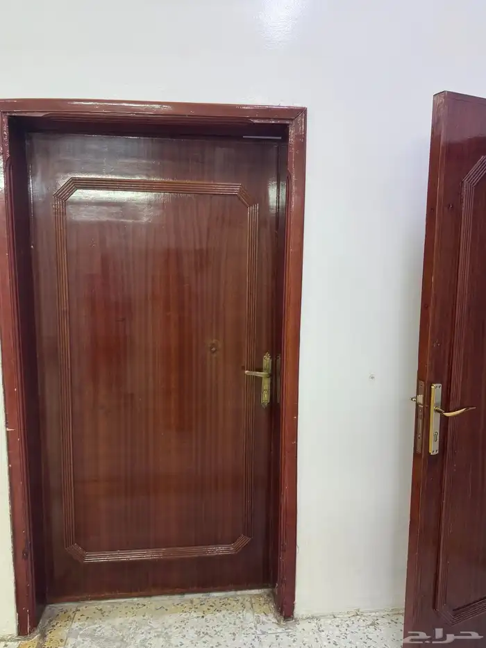 باب للبيع 1