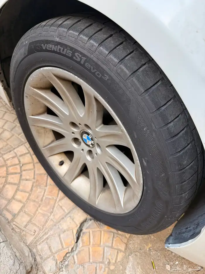 بي ام الفئة السابعة 2003 21