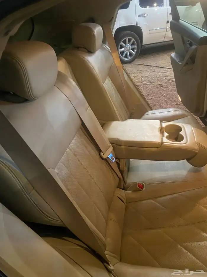 انفنتي QX70 فل كامل للبيع موديل 2013 9