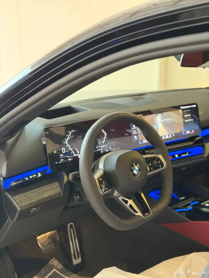 بي ام دبليو 520i 2026 8