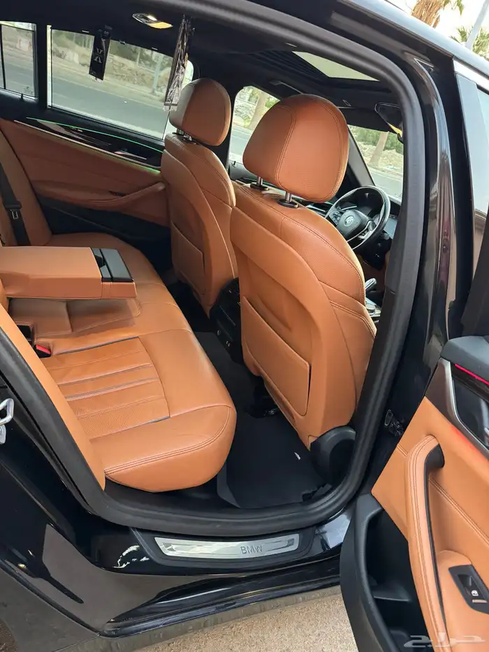 BMW 520i موديل2023 12