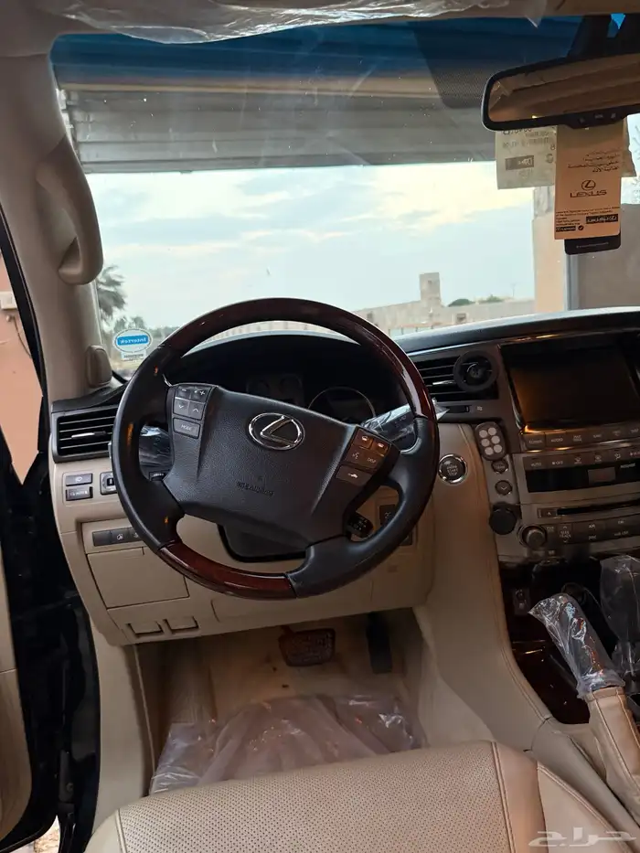 جيب لكزس LX570 بريمي 25