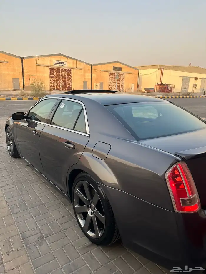 كرايسلر SRT بلاك ايدشن 2014 34