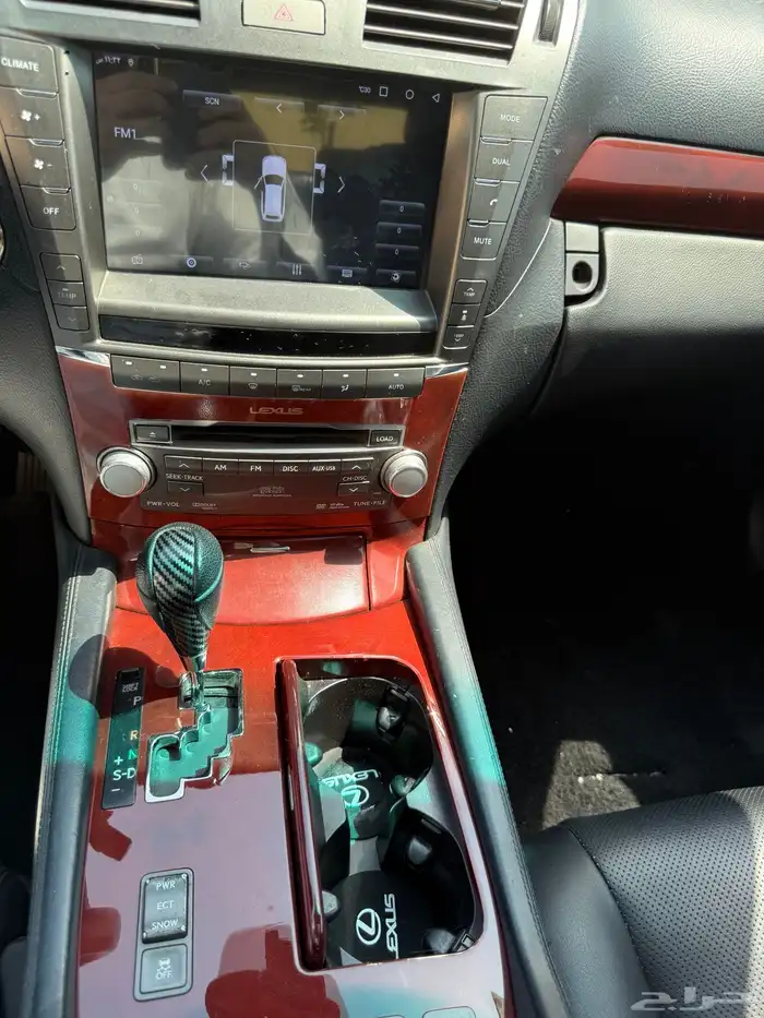 لكزس 460L موديل 2012 سعودي فل كامل 39