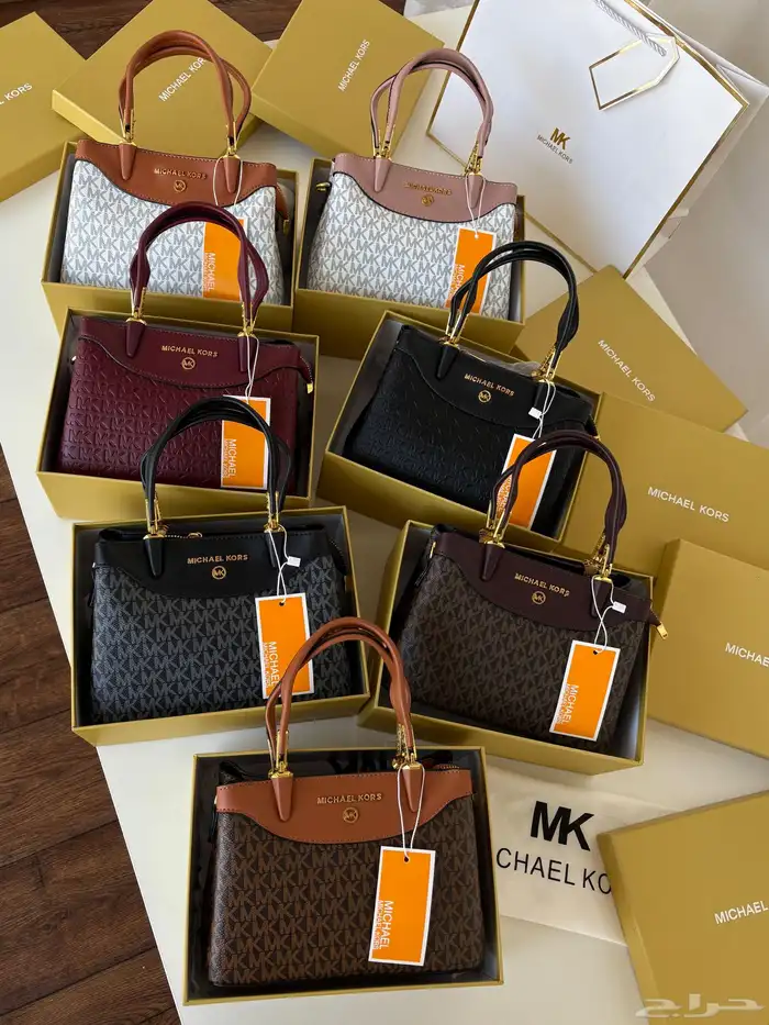 شنط ونظارات نسائية ماركات كوبي ون 78
