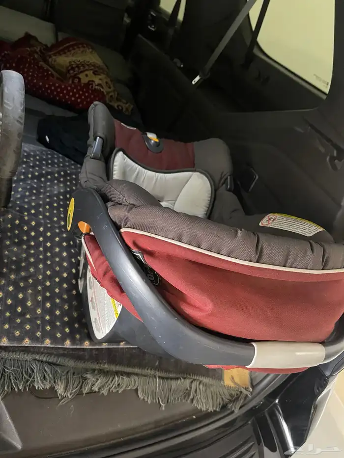 عربيه اطفال مع كرسي سياره 1