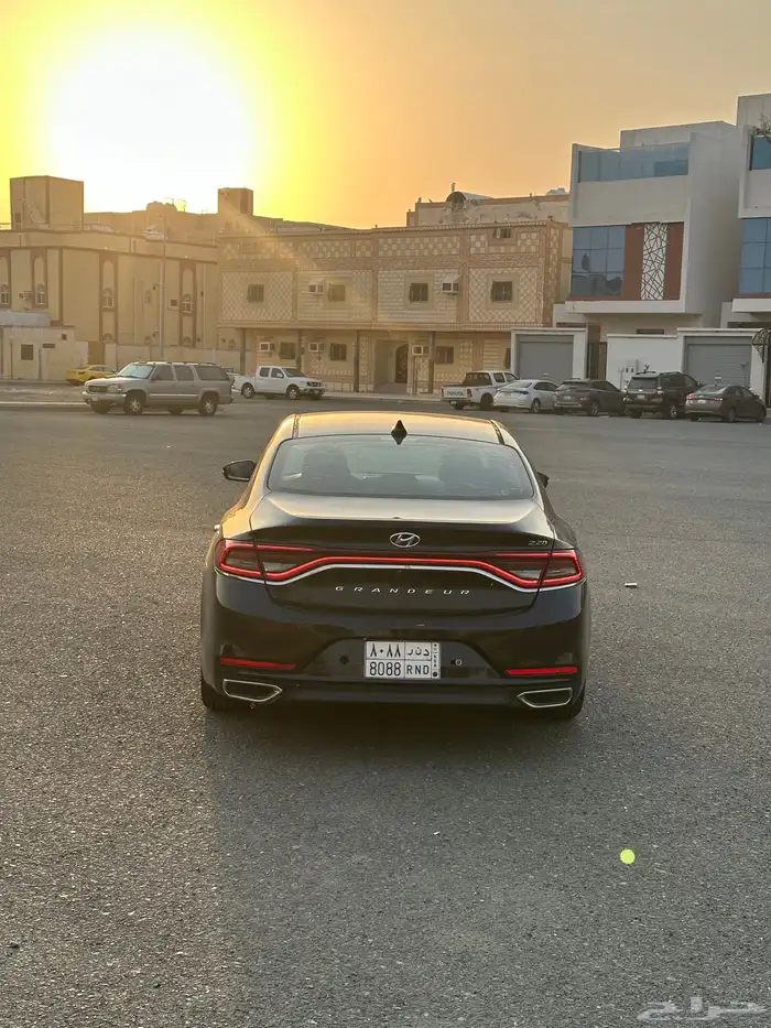 ازيرا جرانديور ديزل فل كامل 2018 8