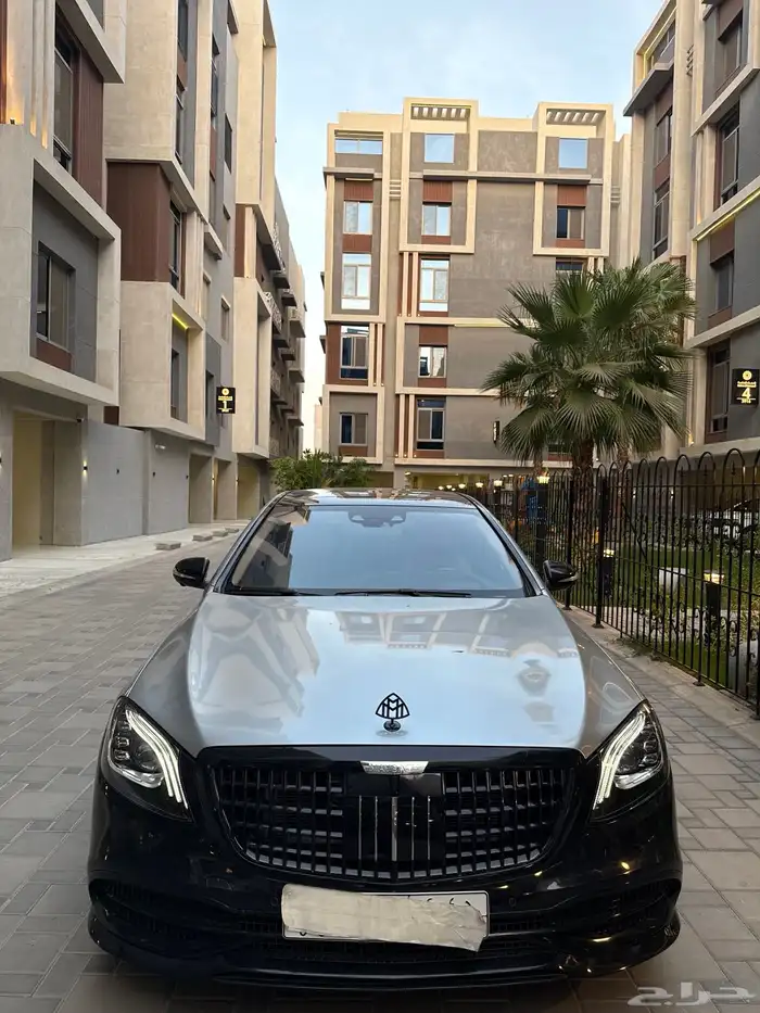 Mercedes مايباخ 2017 0