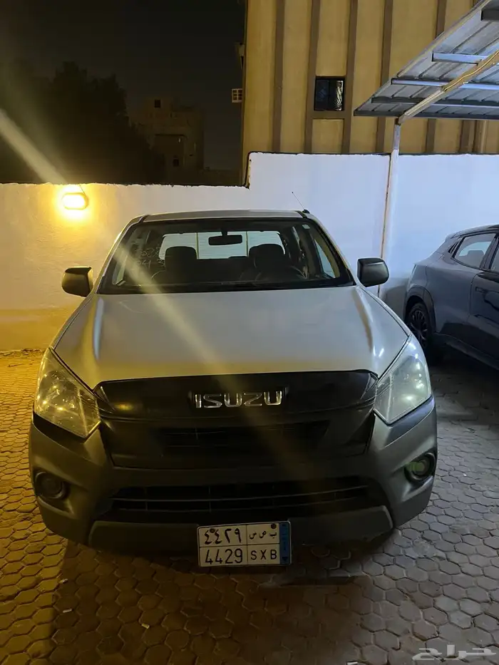 مجموعة من السيارات 6