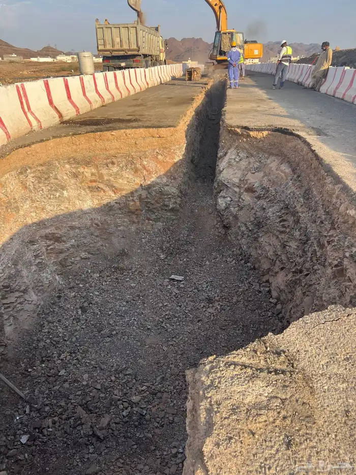 حفر أراضي مع الترحيل والدفن 2