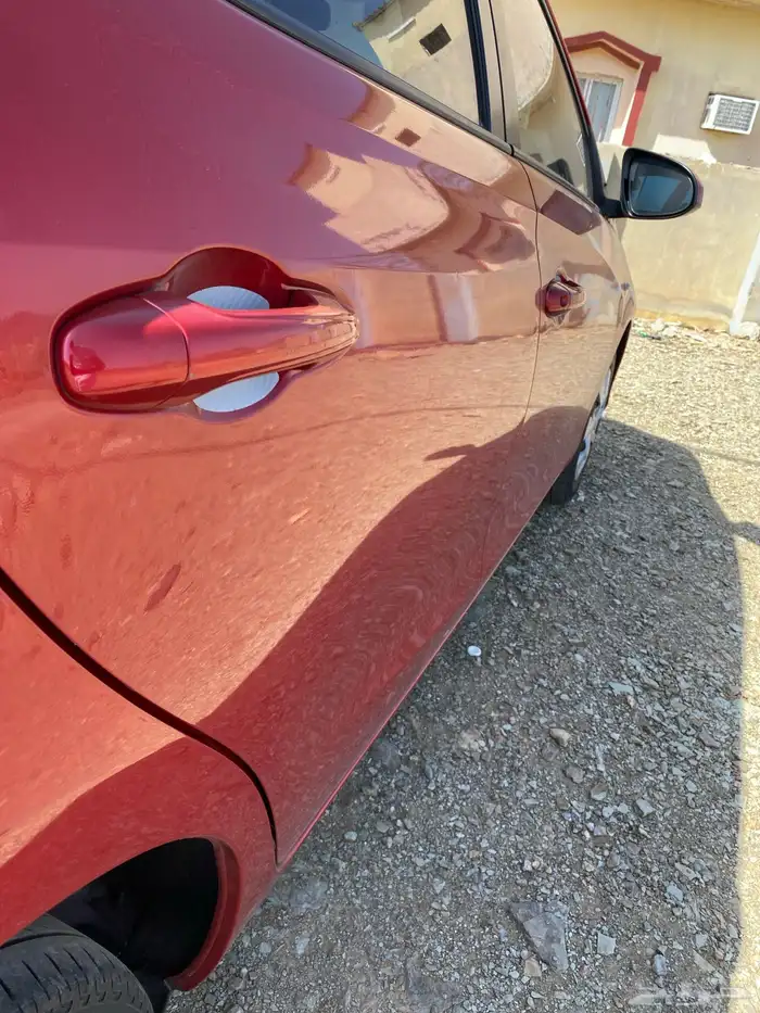 للبيع يارس 2020 ممشى 98 الف 11