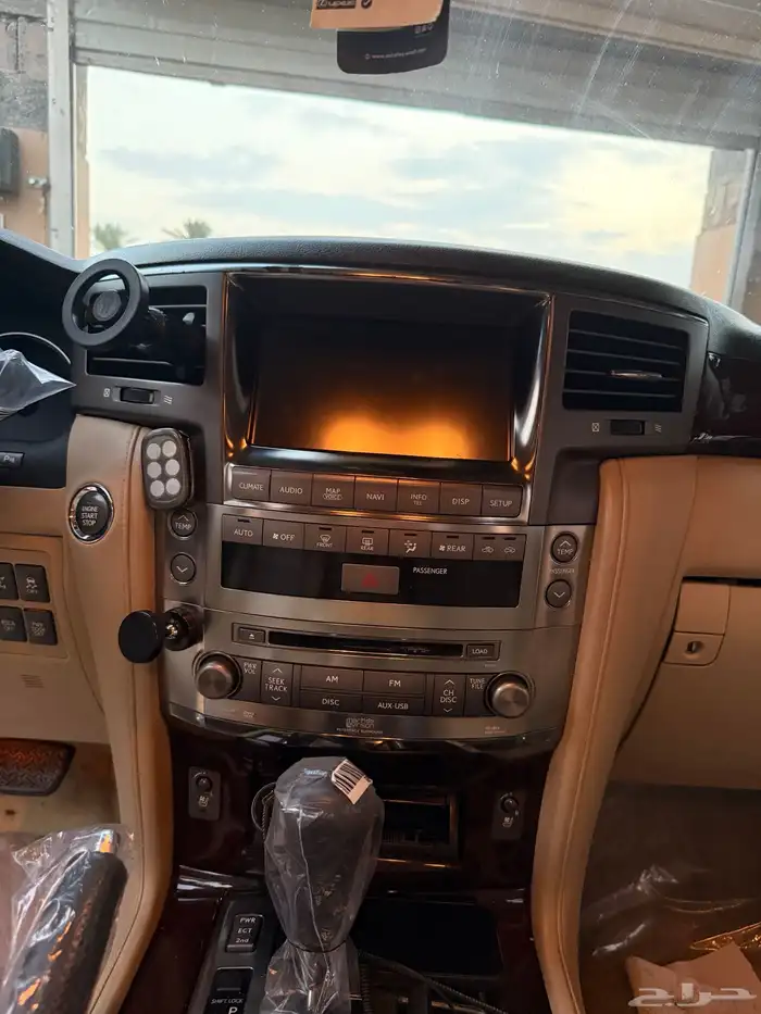 جيب لكزس LX570 بريمي 26
